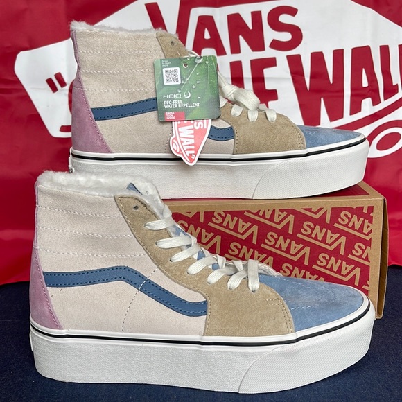 Vans Men’s Sk8-Hi Tapered
Pig Suede/Sherpa Multi Co
VN0A7Q5PMUL Platforms - Picture 2 of 16